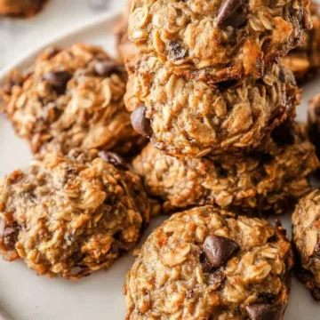 Healthy Banana Oatmeal Cookies