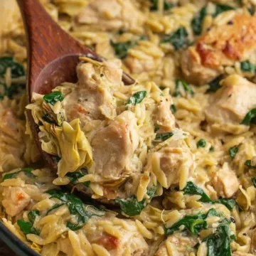 One Pan Spinach Artichoke Chicken Orzo